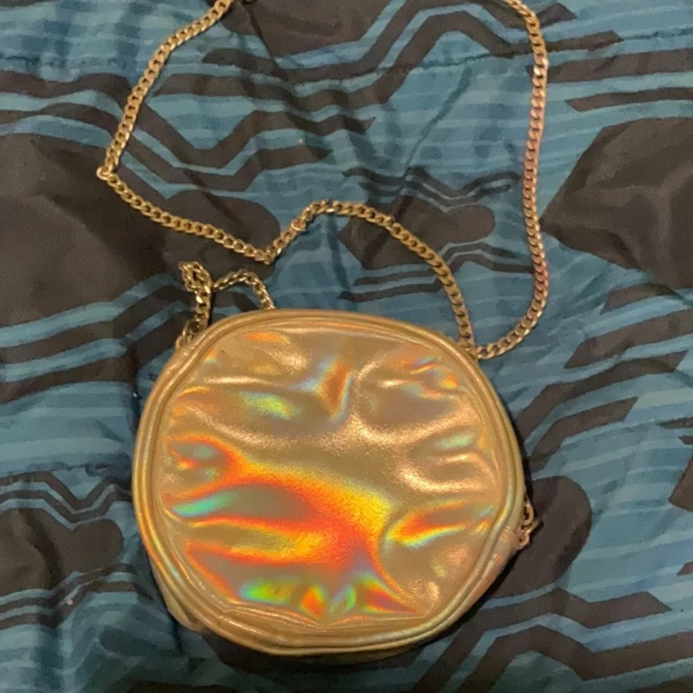 Children’s Place Emoji Crossbody Purse | Holographic Bag | Girls‎ Chain Strap